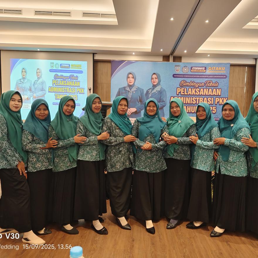 ekretaris menghadiri Bimtek Administrasi PKK bidang Sekretariatan tahun 2025 